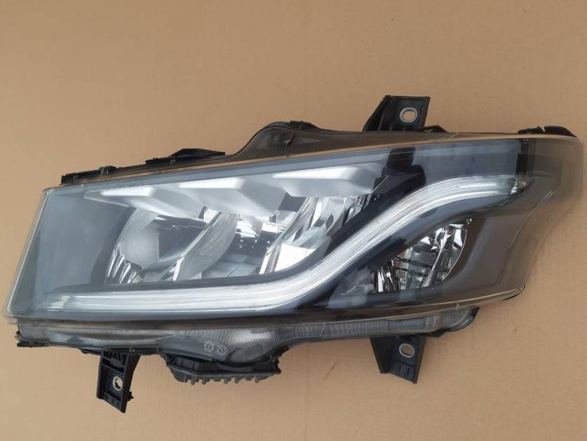 58029054780/5802439288 HEAD LAMP LH for IVECO Stralis 2007 EuroTrakker