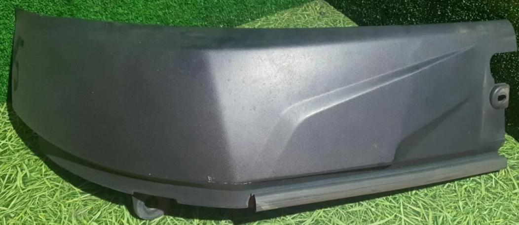 7484507777/84507777 WIPER PANEL WITH HOLE RH RHD for RENAULT T520