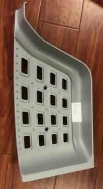 1945874/1837633 FOOT STEP LOWER PANEL RH for DAF RANGE