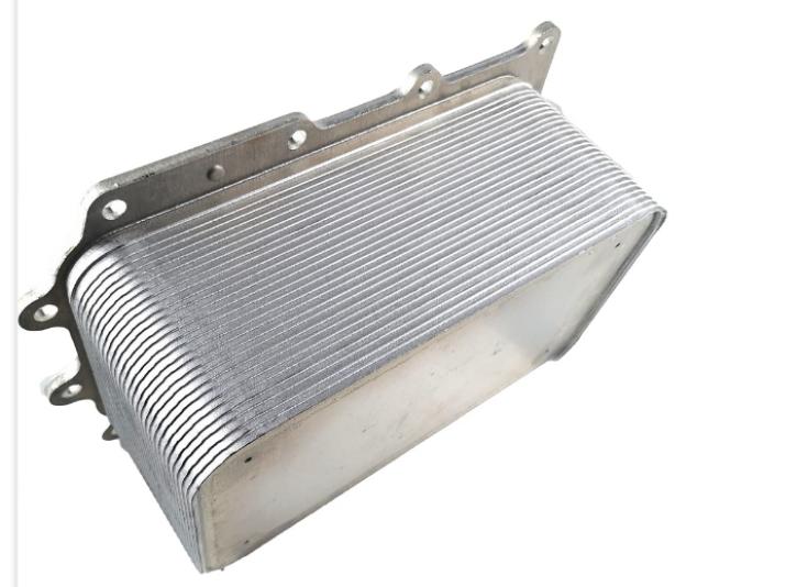 1643074/1780140/1725348 OIL COOLER for DAF  TRUCK